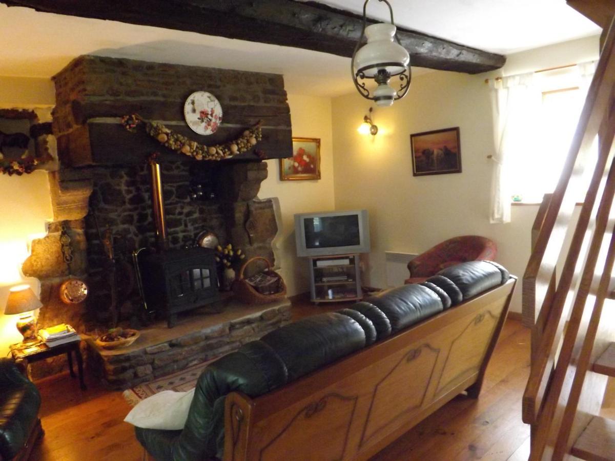 Beautiful 3-Bed Cottage In Passais-Villages Saint-Siméon Exteriér fotografie
